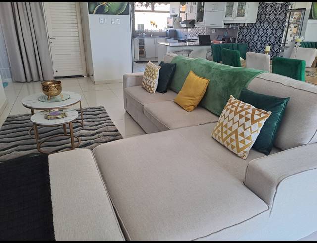 3 BEDROOM SECTIONAL TITLE FOR SALE IN POINT WATERFRONT